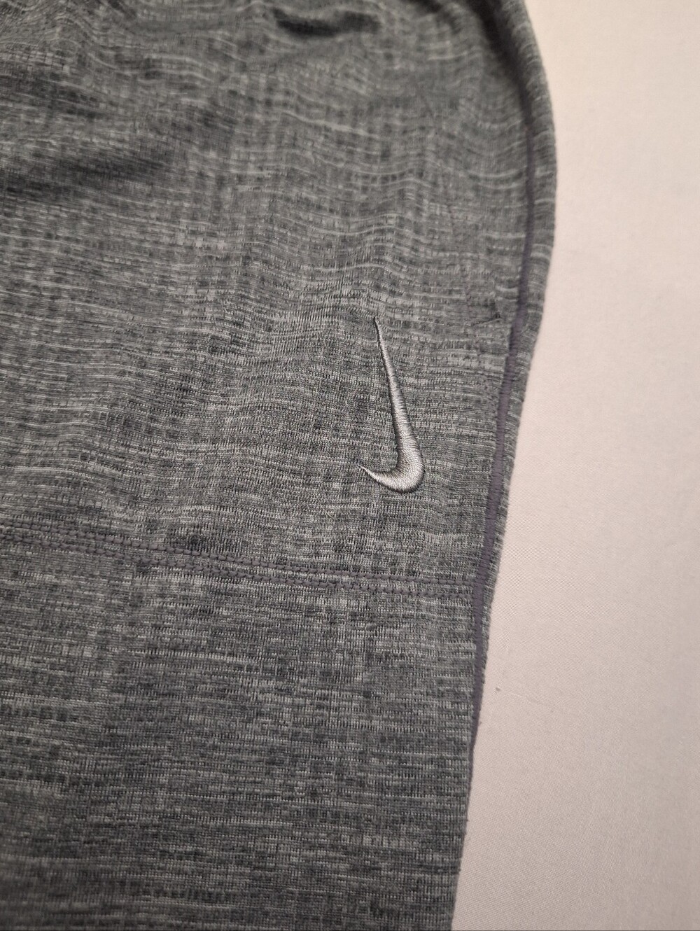 Nike Yoga Women's Textured Gray Heather Jogger Pants, Medium - Picture 2 of 10